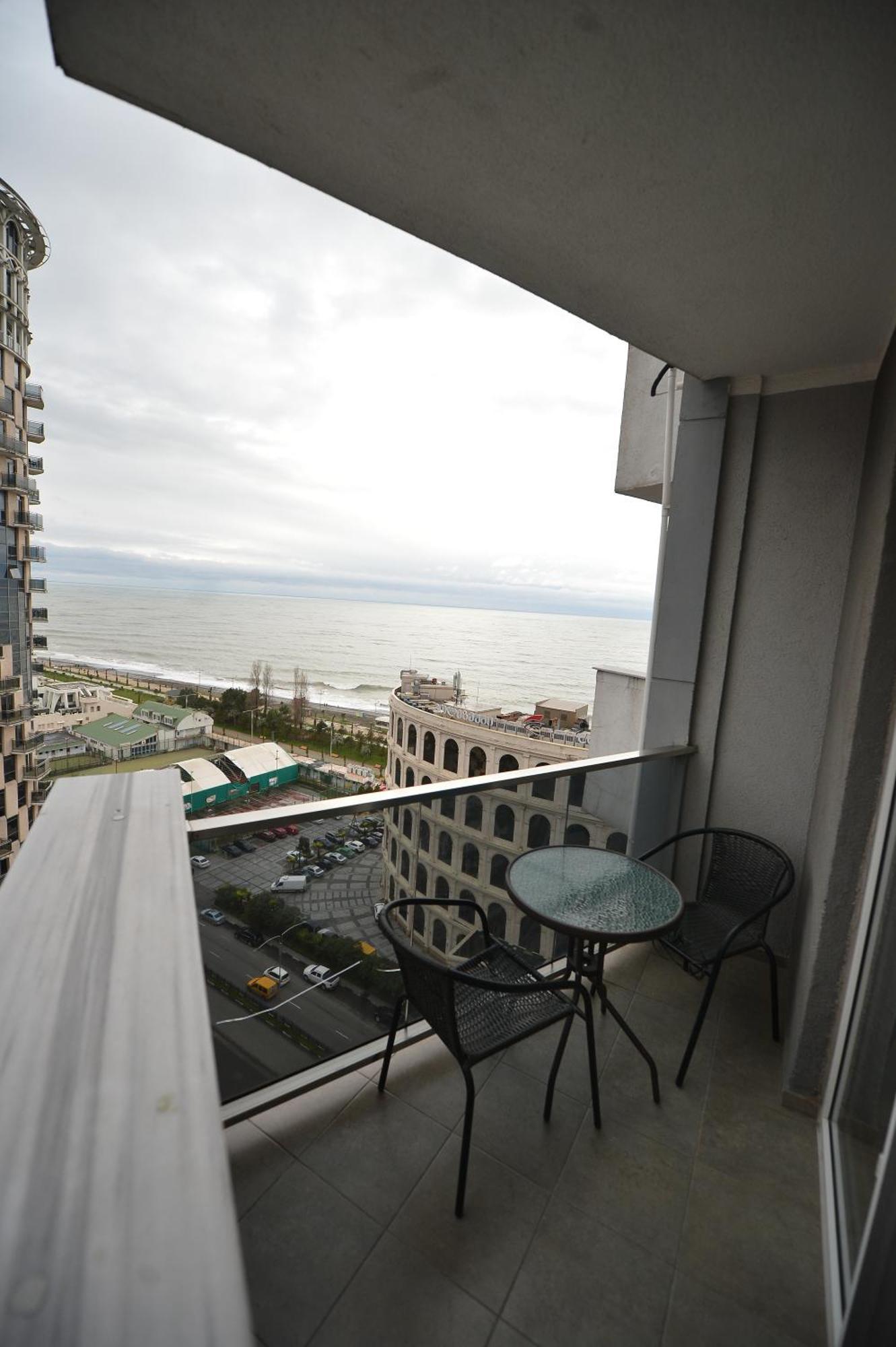 Апартаменты Welcome Orbi Batumi Sea View Экстерьер фото