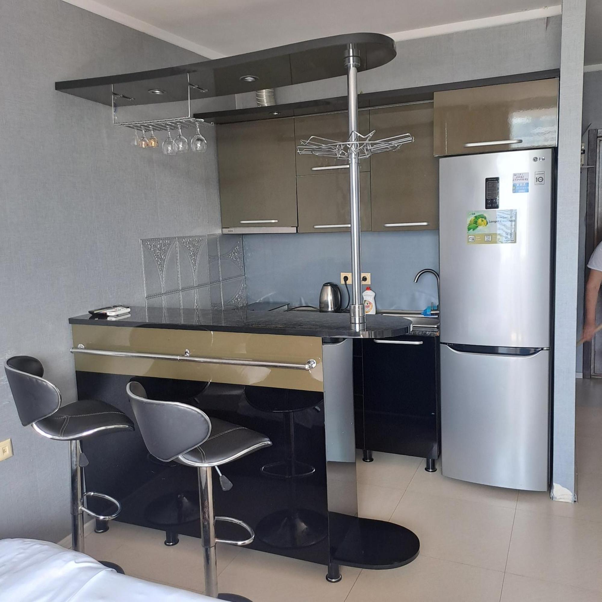 Апартаменты Welcome Orbi Batumi Sea View Экстерьер фото