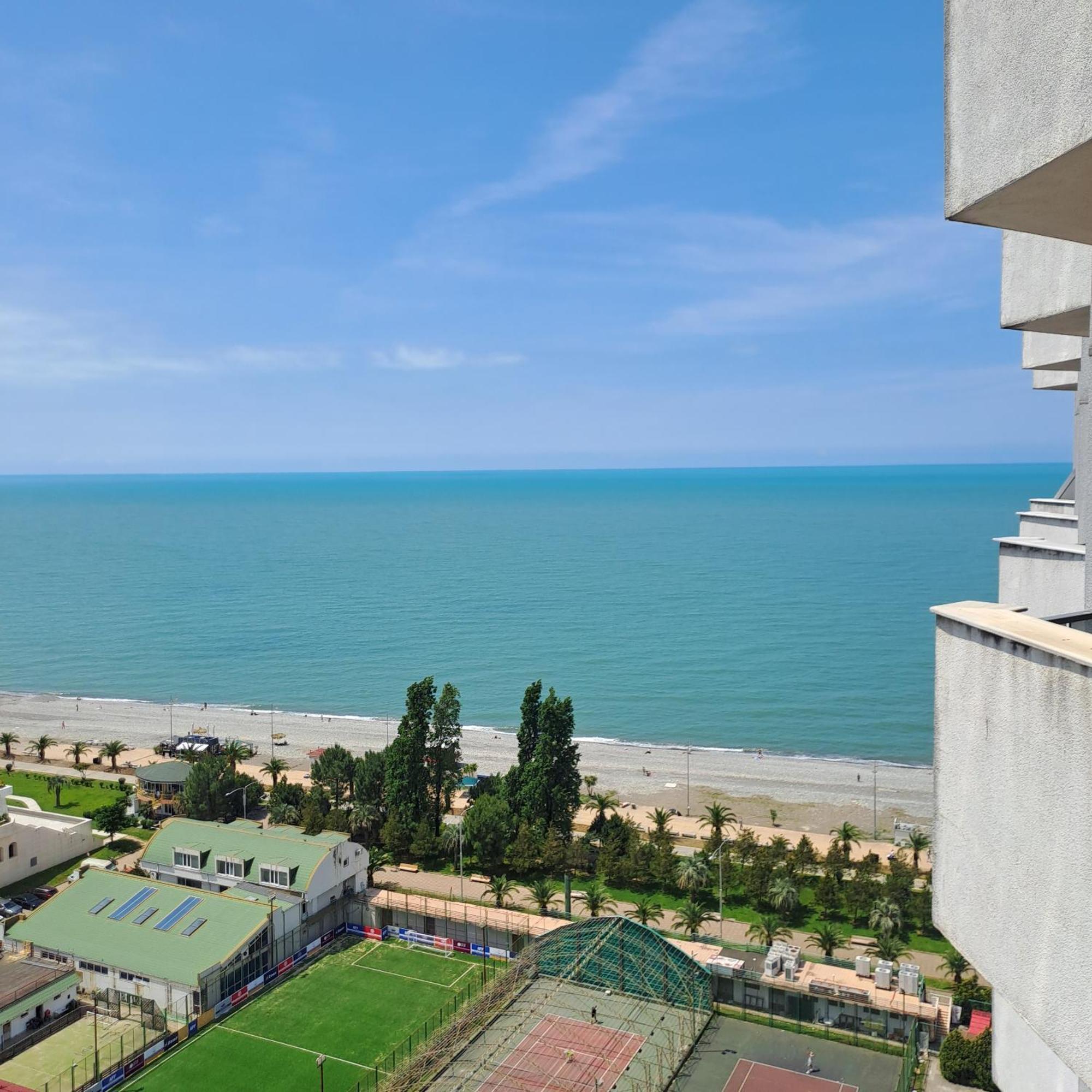 Апартаменты Welcome Orbi Batumi Sea View Экстерьер фото