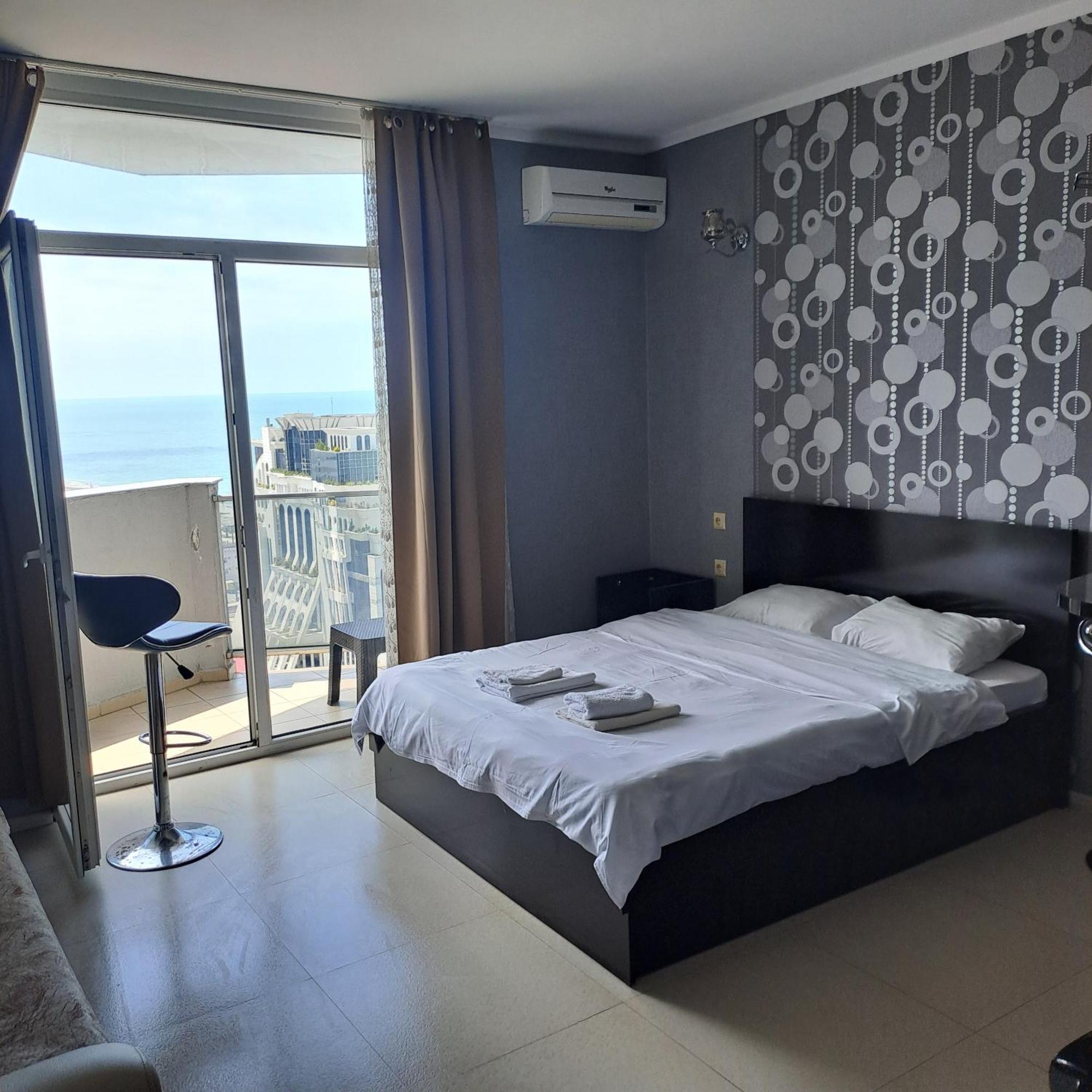 Апартаменты Welcome Orbi Batumi Sea View Экстерьер фото